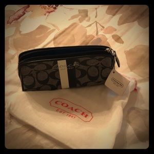 Coach small pouch!